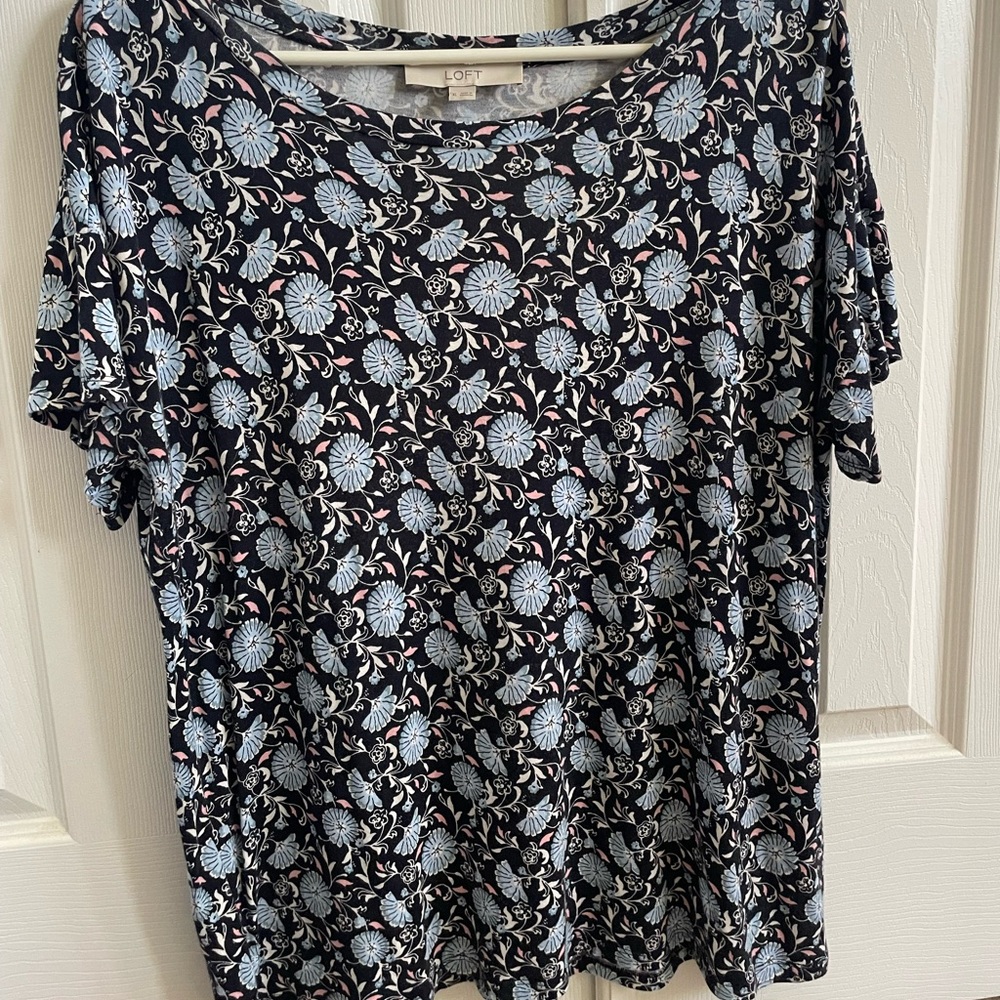 Loft short sleeve shirt XL